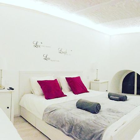 City Center Apartment With Gym & Spa Budapest Eksteriør bilde